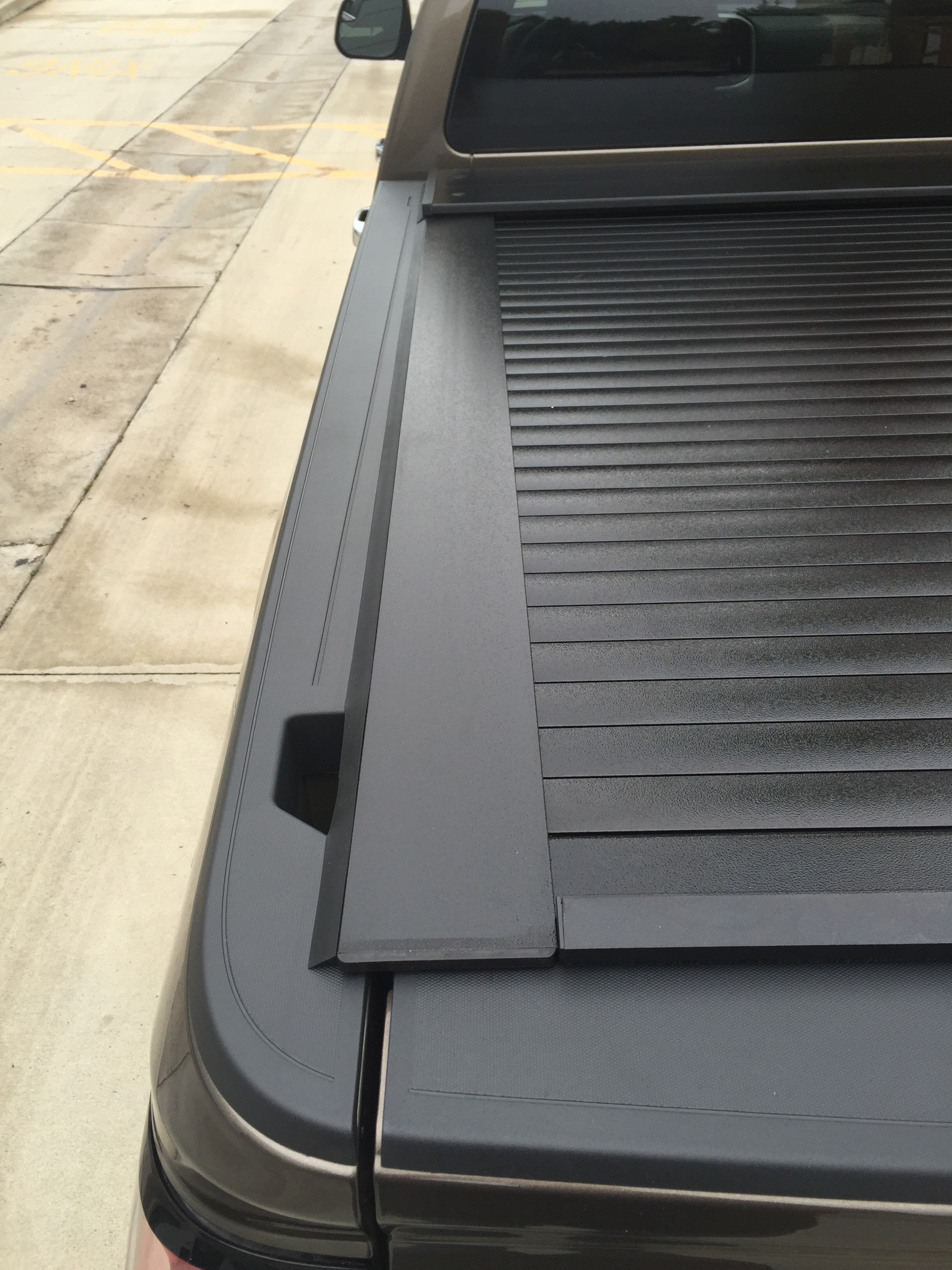 American Roll Cover Alty Camper Tops